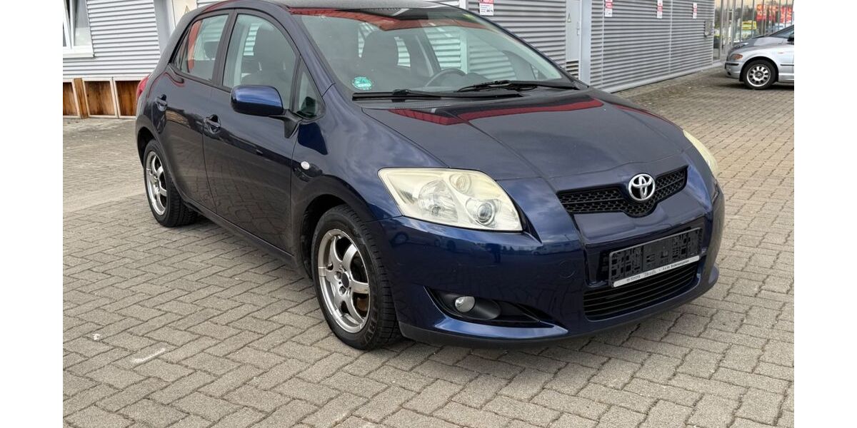 Toyota Auris 276.000 km 2.600 &euro; Bad-Dürrheim 78073
