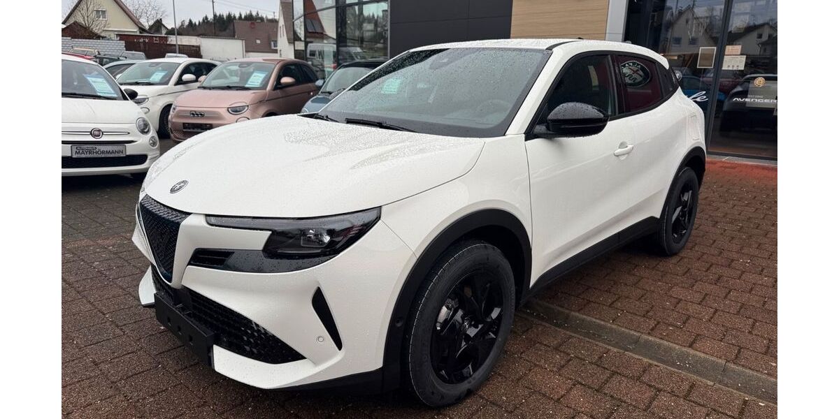 Alfa Romeo Junior 5.000 km 28.990 € Diedorf / Augsburg 86420