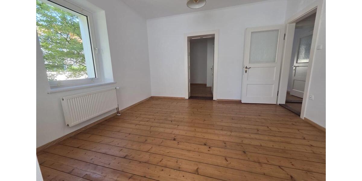 Hochparterre Hildesheim Oststadt/Stadtfeld - 4 Zimmer, 92 m&sup2;, 220.000&euro; | Angebot:27077478