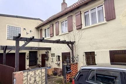 Haus Neustadt Gimmeldingen - 5 Zimmer, 79 m&sup2;, 140.000&euro; | Angebot:26852909
