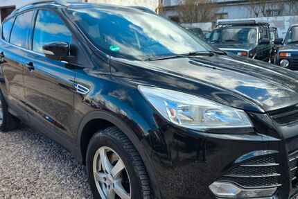 Ford Kuga 211.000 km 5.999 &euro; Waltershausen 99880