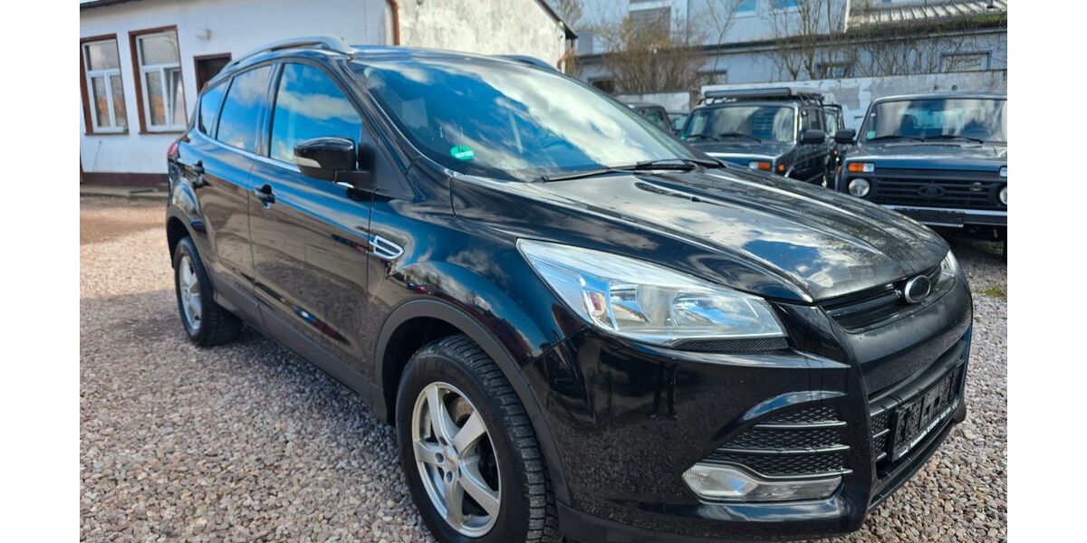 Ford Kuga 211.000 km 5.999 &euro; Waltershausen 99880