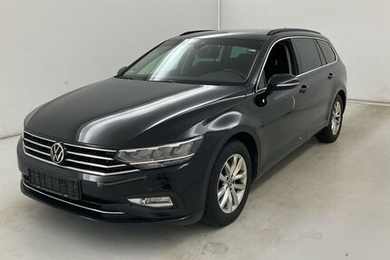 VW Passat 141.472 km 14.068 &euro; Eschborn 65760
