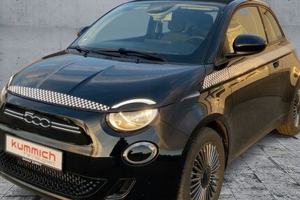 Fiat 500e 8.900 km 21.990 € Ansbach 91522