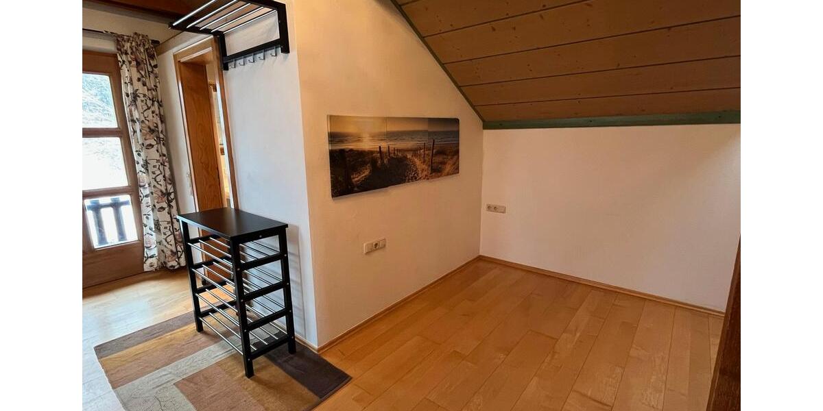 Mansardenwohnung in Scheuerhof, Burghausen 1 zimmer