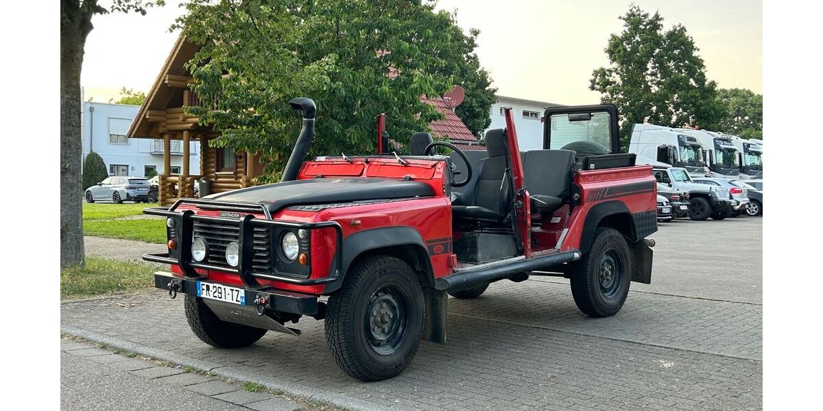 Land Rover Defender 100.000 km 8.900 &euro; Lahr 77933