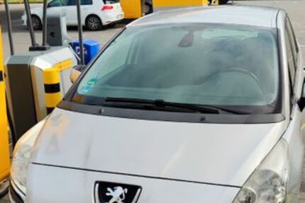 Peugeot e-5008 146.000 km 7.000 &euro; Leimen 69181