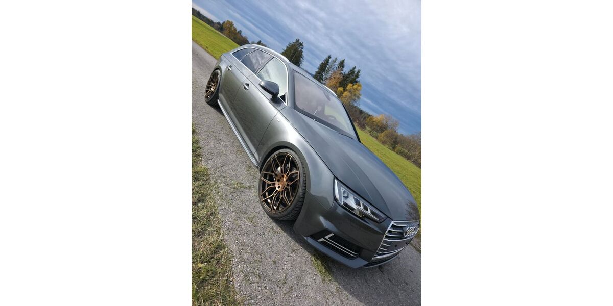 Audi A4 54.000 km 27.900 &euro; Oberhausen 82386