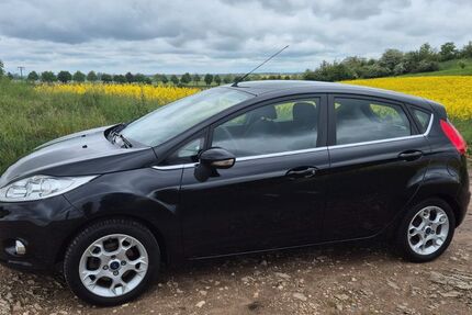Ford Fiesta 87.000 km 5.499 &euro; Halle 06128