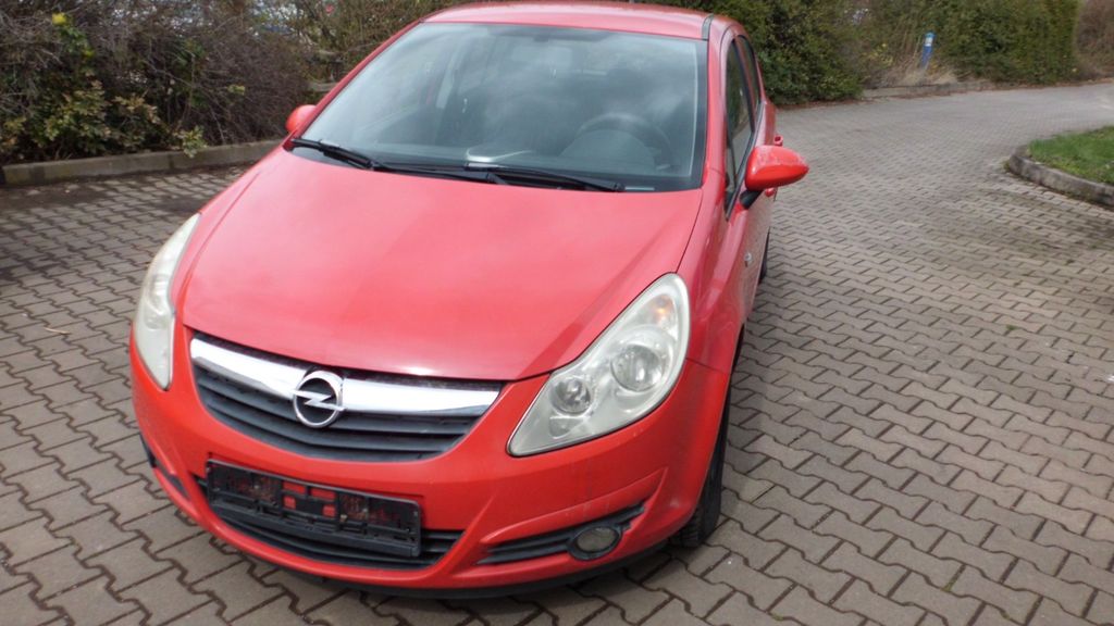 Opel Corsa 183.000 km 1.400 &euro; Arnstadt / OT Dornheim 99310