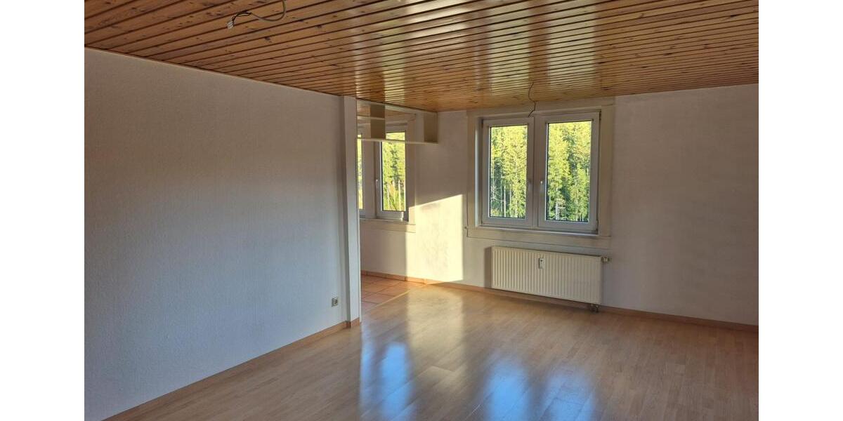Etagenwohnung Friedrichroda - 3 Zimmer, 86 m&sup2;, 620&euro; | Angebot:26255753