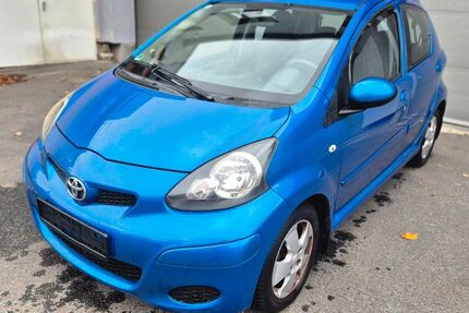 Toyota Aygo (X) 120.000 km 3.490 € Berlin 13435