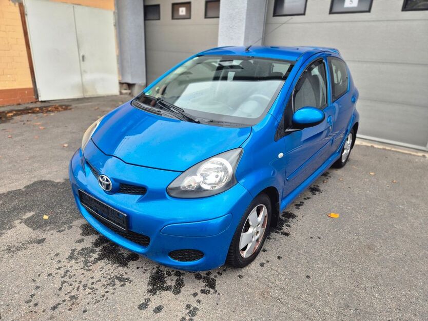 Toyota Aygo (X) 120.000 km 3.490 € Berlin 13435