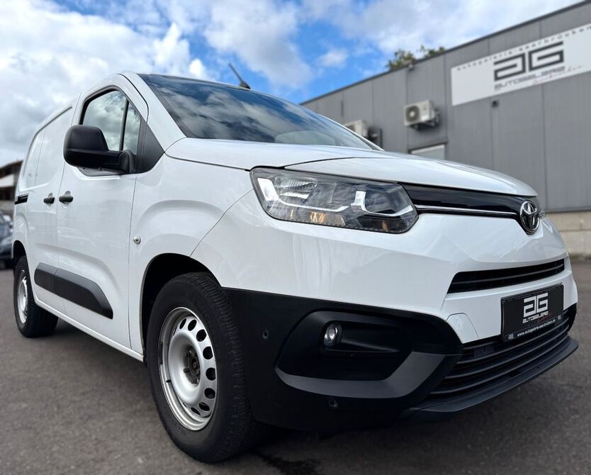 Toyota Proace City 30.000 km 17.400 € Saarbrücken-Altenkessel 66126