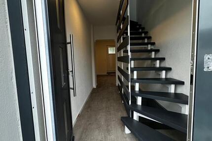 Haus Völklingen - 6 Zimmer, 160 m&sup2;, 1.300&euro; | Angebot:25439583