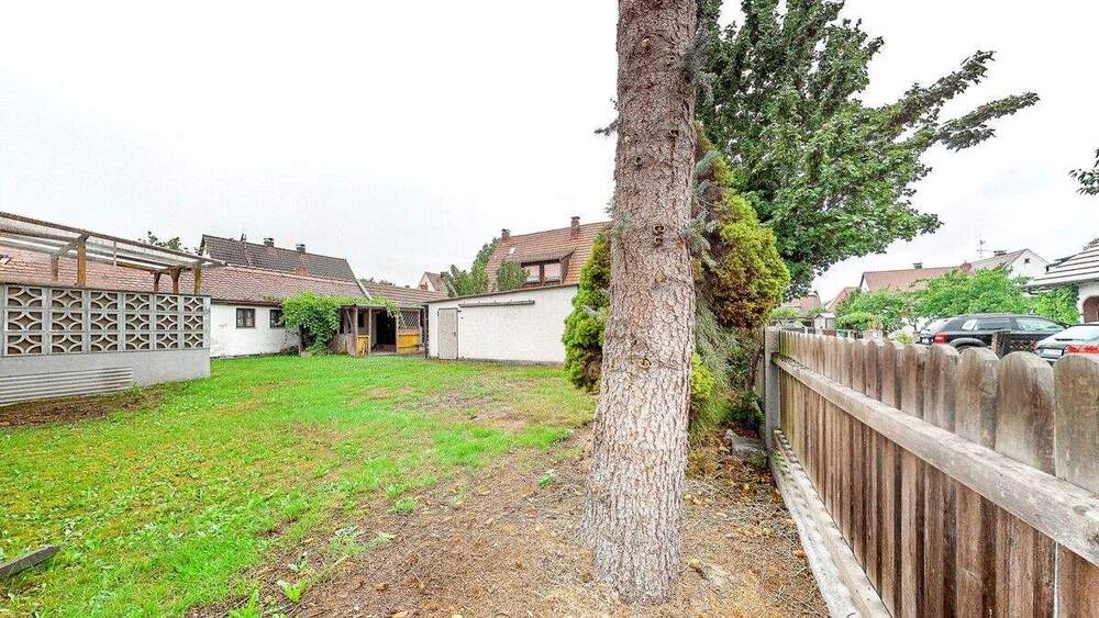 Mehrfamilienhaus, Wohnhaus Erlangen / Frauenaurach Frauenaurach - 7 Zimmer, 179 m&sup2;, 549.000&euro; | Angebot:25262689