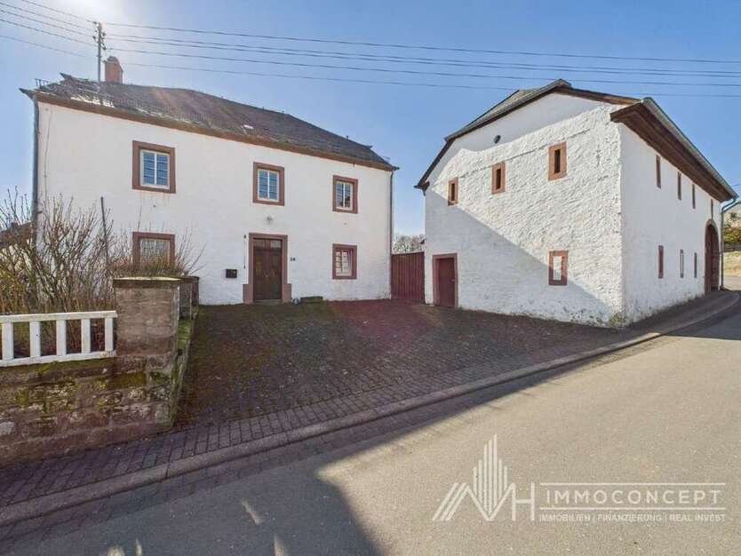 Haus zum Kaufen in Weidingen 330.000 € 223 m²