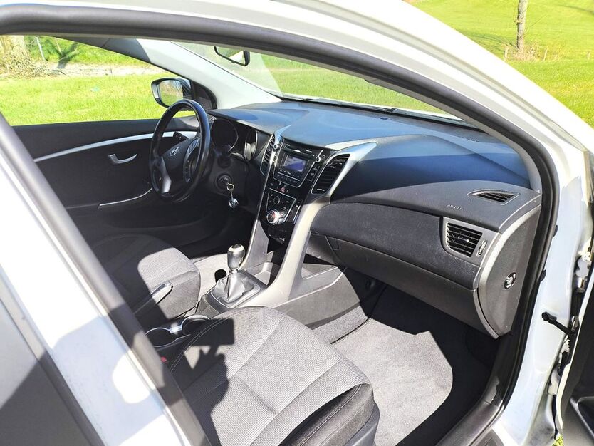 Hyundai i30 96.300 km 8.100 € Wald-Michelbach 69483