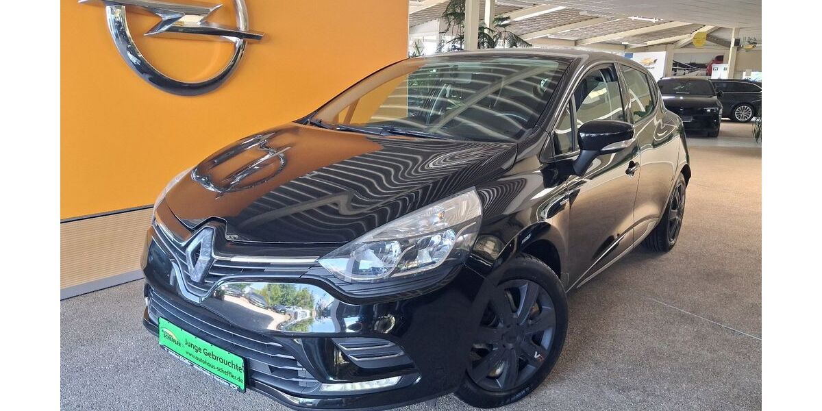 Renault Clio 81.500 km 8.890 &euro; Altmittweida 09648