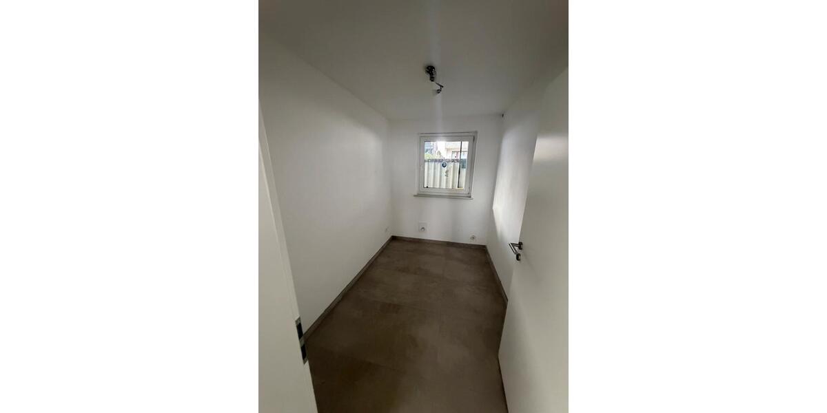 Erdgeschoßwohnung Delmenhorst Düsternort - 3 Zimmer, 85 m&sup2;, 800&euro; | Angebot:25980778