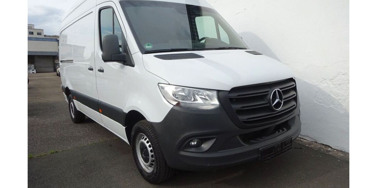 Mercedes-Benz Sprinter 223.504 km 24.400 &euro; Nürnberg 90425