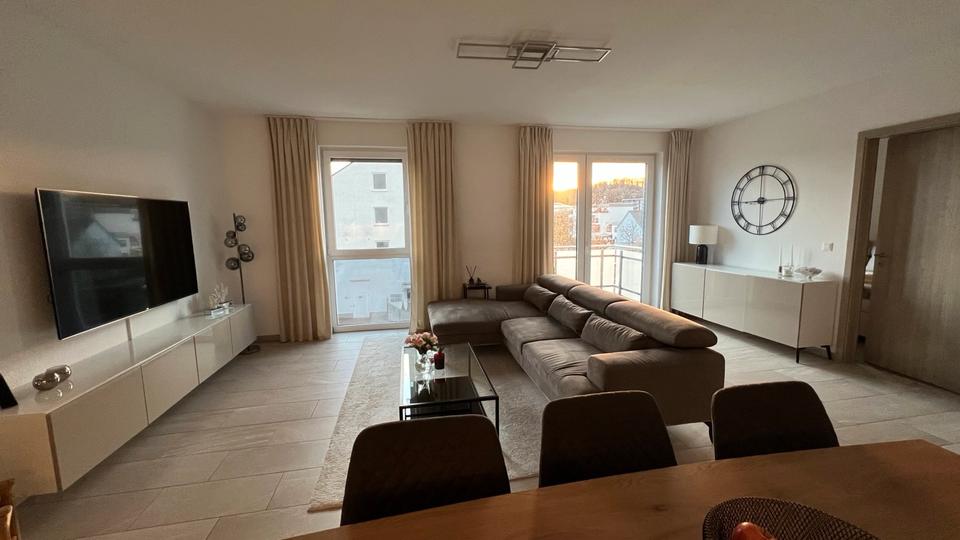 Etagenwohnung Bornheim - 2 Zimmer, 62 m&sup2;, 1.100&euro; | Angebot:25484241