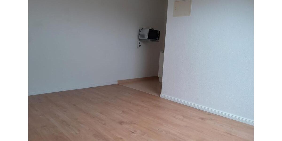 Dachgeschoßwohnung Braunschweig Lehndorf-Watenbüttel - 1 Zimmer, 25 m&sup2;, 80.000&euro; | Angebot:27447218