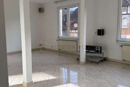 Wohnung zum Kaufen in Stuttgart Feuerbach 339.000 € 82.26 m² 4 zimmer