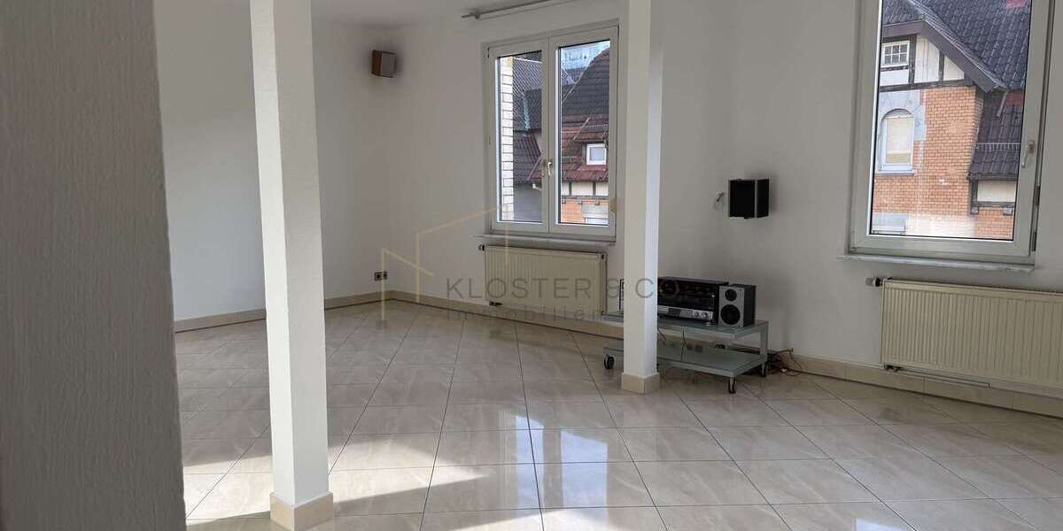 Wohnung zum Kaufen in Stuttgart Feuerbach 339.000 € 82.26 m² 4 zimmer