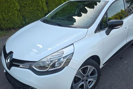 Renault Clio 299.422 km 2.800 &euro; Nettetal 41334