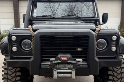 Land Rover Defender 186.000 km 64.900 &euro; Isen 84424