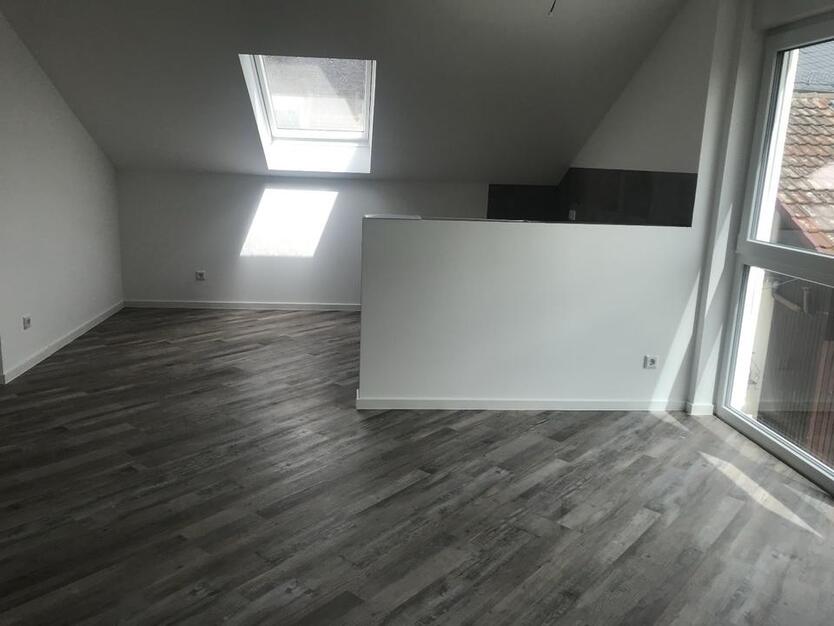 1,5 Zimmer Dg Wohnung in Bad Camberg zimmer