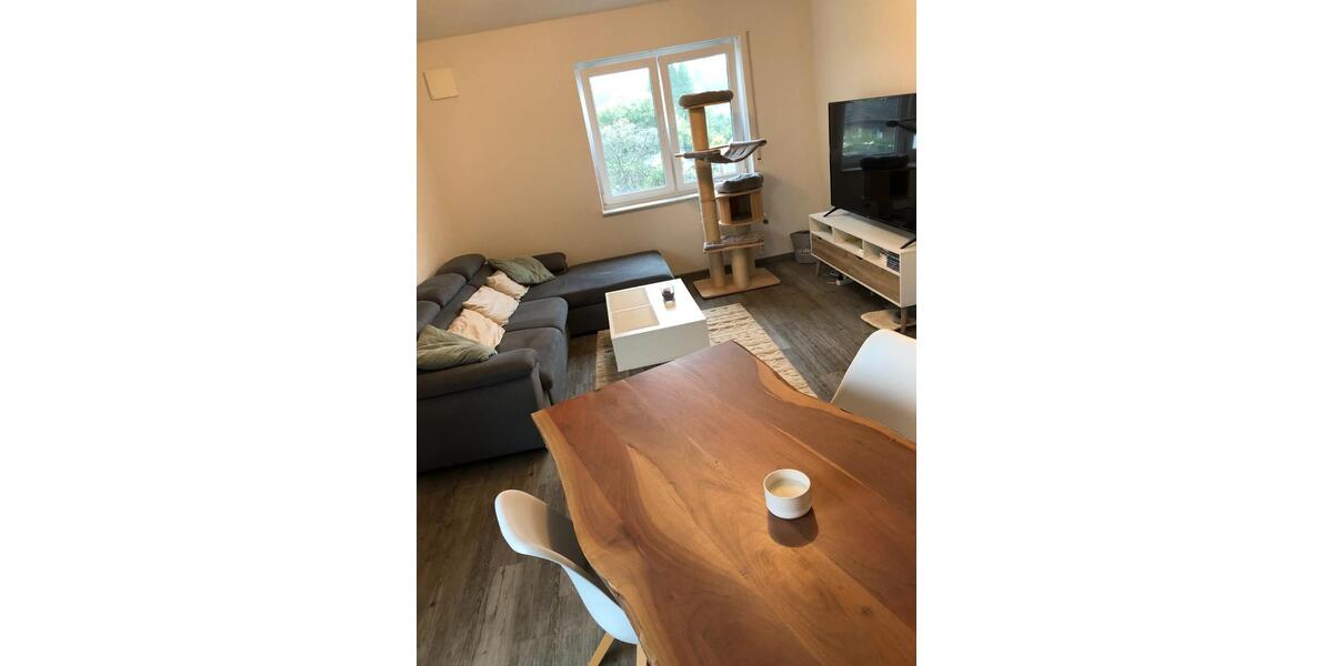 Etagenwohnung Schortens - 3 Zimmer, 84 m&sup2;, 790&euro; | Angebot:26349320