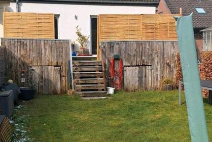 Doppelhaushälfte in Aachen-Bildchen mit Garten und Garage 3 zimmer