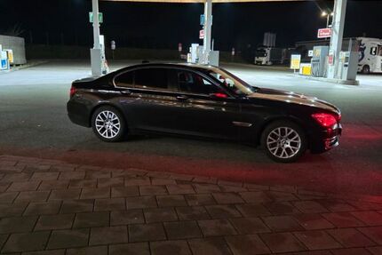 BMW 740 273.450 km 13.870 &euro; Parchim 19370