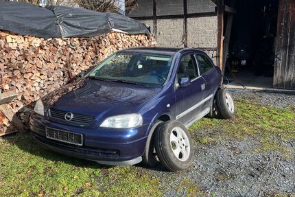 Opel Astra 136.322 km 1.000 &euro; Asbach 53567