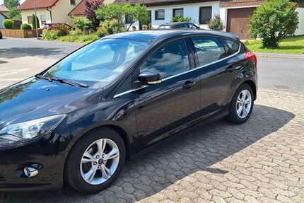 Ford Focus 143.000 km 4.300 € Bergrheinfeld 97493