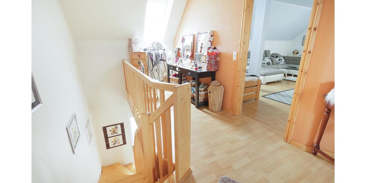 ***2 Wohn- und 2 Geschäftshäuser auf 2.234 m² großem Grundstück*** - Mehrfamilienhaus, Wohnhaus Ostrhauderfehn | Angebot:22307242