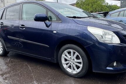 Toyota Verso 266.500 km 3.990 &euro; Bremen 28329