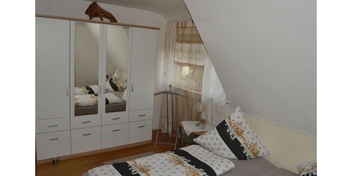 Dachgeschoßwohnung Dettelbach - 2 Zimmer, 45 m&sup2;, 845&euro; | Angebot:26696365