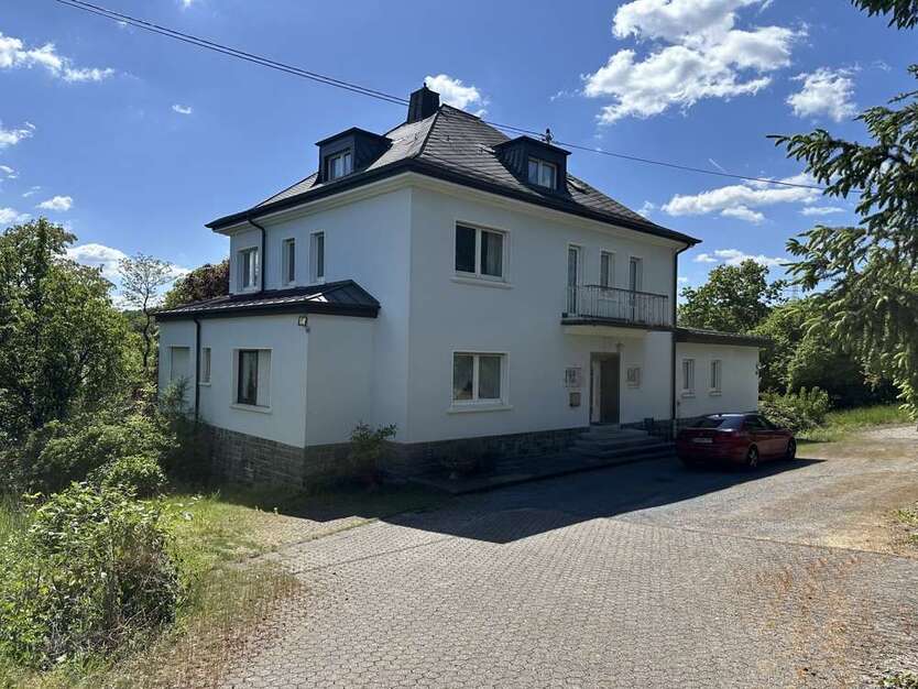 Haus zum Kaufen in Ransbach-Baumbach 699.000 € 300 m²