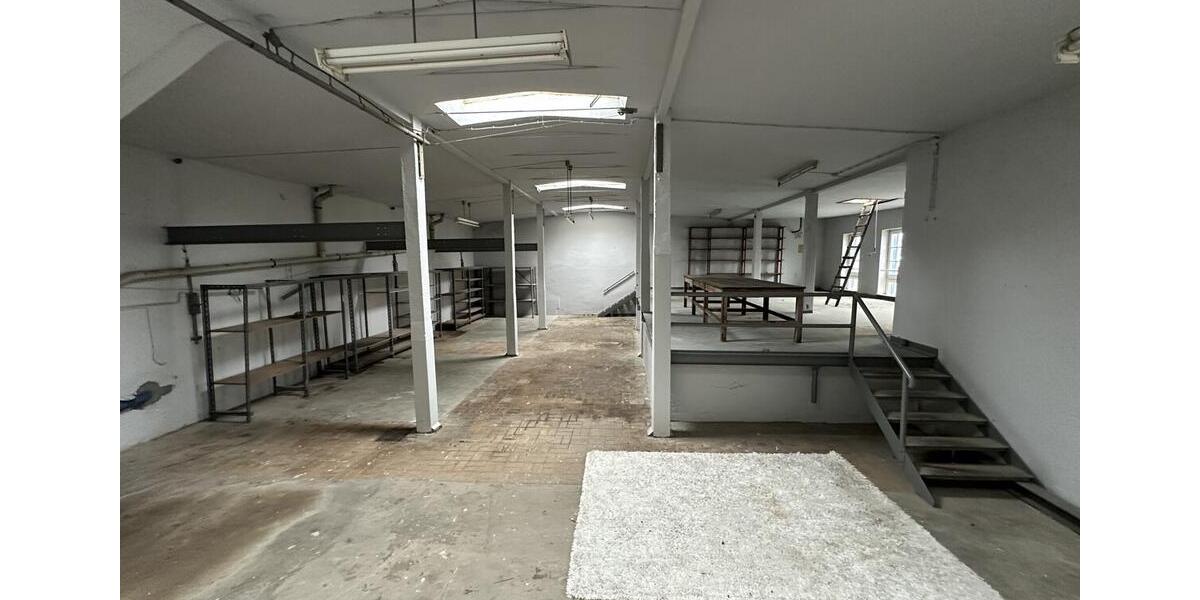 Erstklassige Büro- und Lagerfläche in Kiel-Russee mit vielseitigen Nutzungsmöglichkeiten zimmer