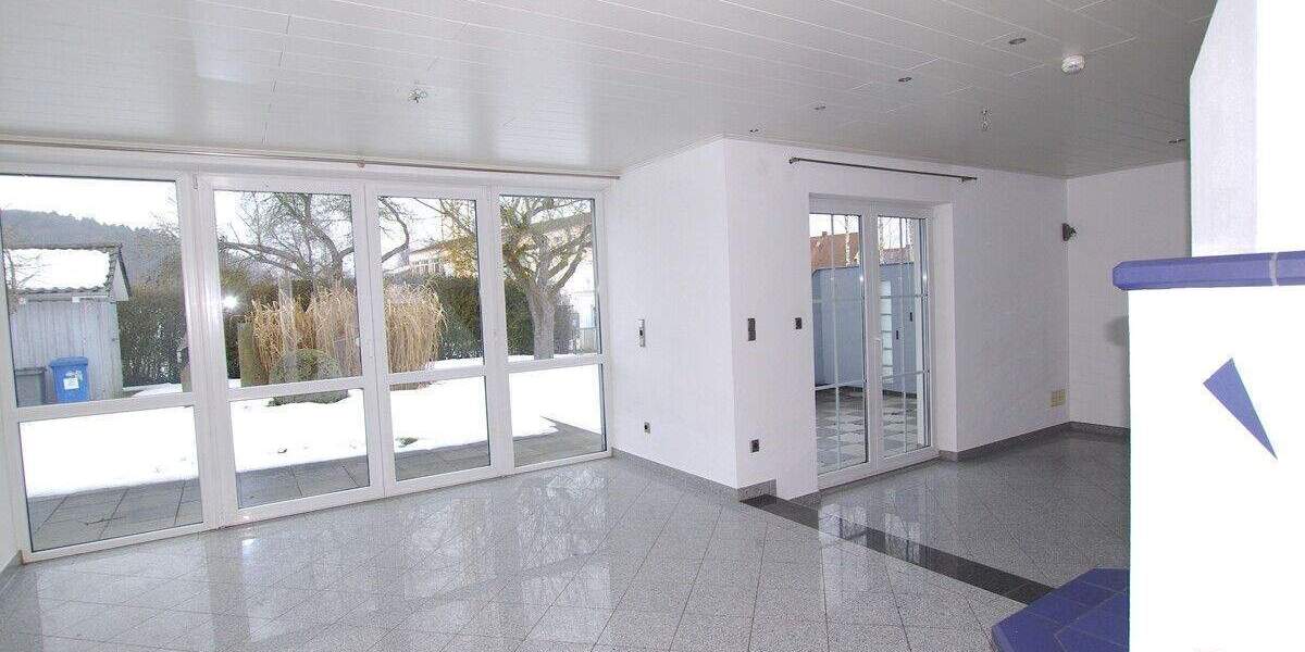 Doppelhaushälfte Lupburg - 4 Zimmer, 170 m&sup2;, 1.440&euro; | Angebot:25390918