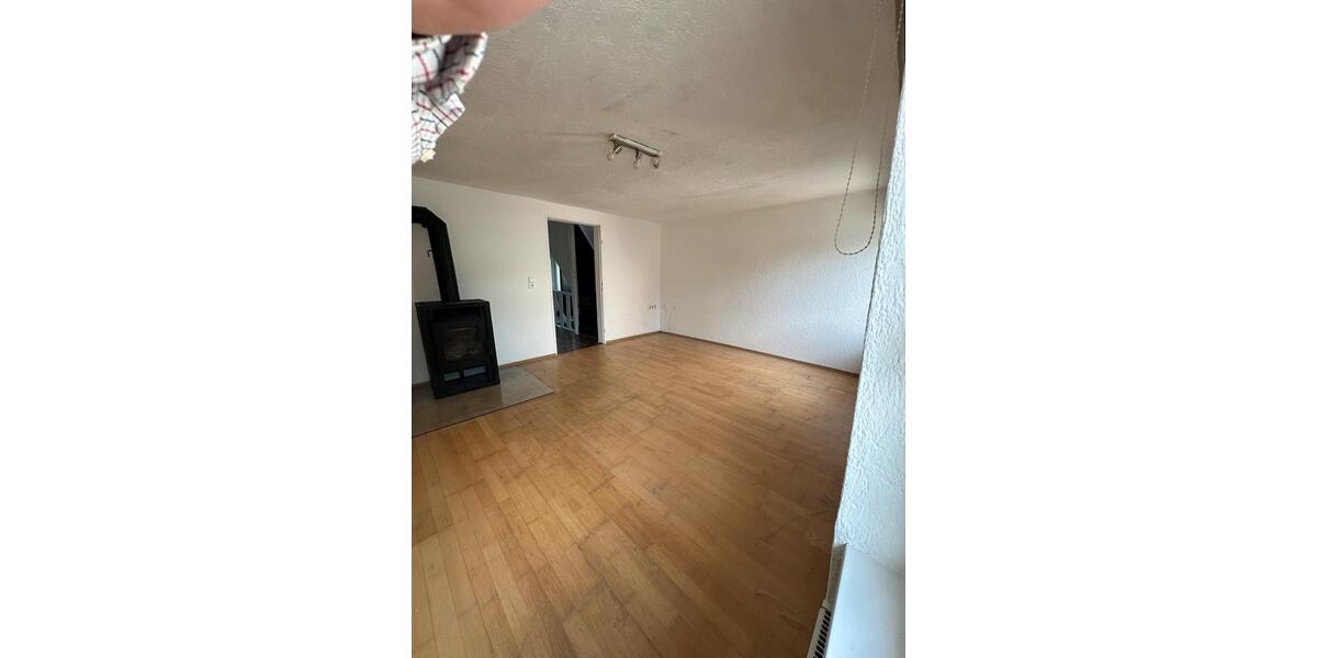 Mehrfamilienhaus, Wohnhaus Hechingen - 7 Zimmer, 158 m&sup2;, 249.000&euro; | Angebot:26671642