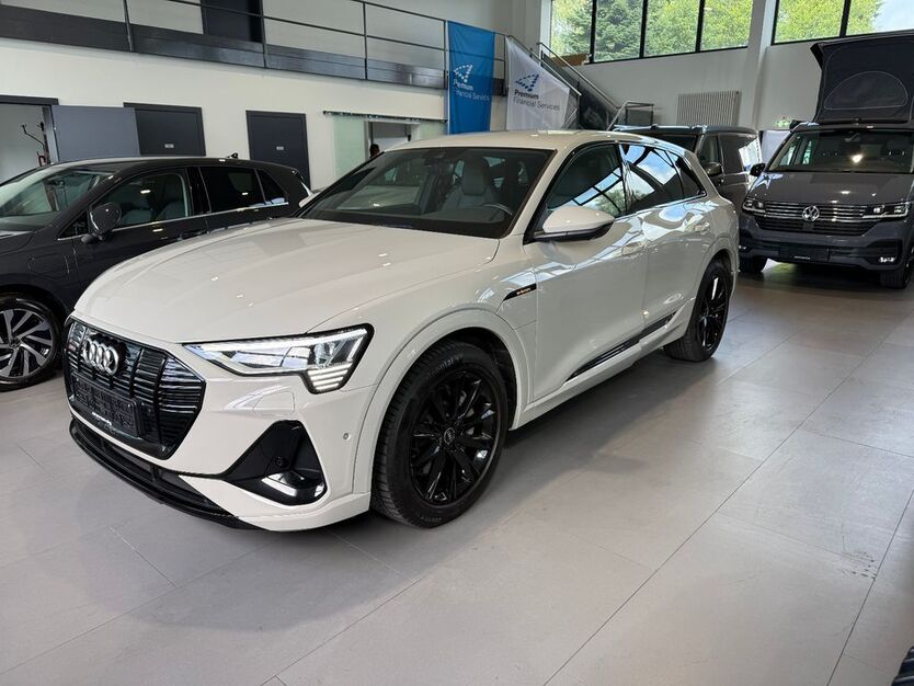 Audi e-tron 55.156 km 39.999 € Tornesch 25436