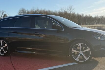 Peugeot 308 207.000 km 9.100 &euro; Karlsruhe 76133