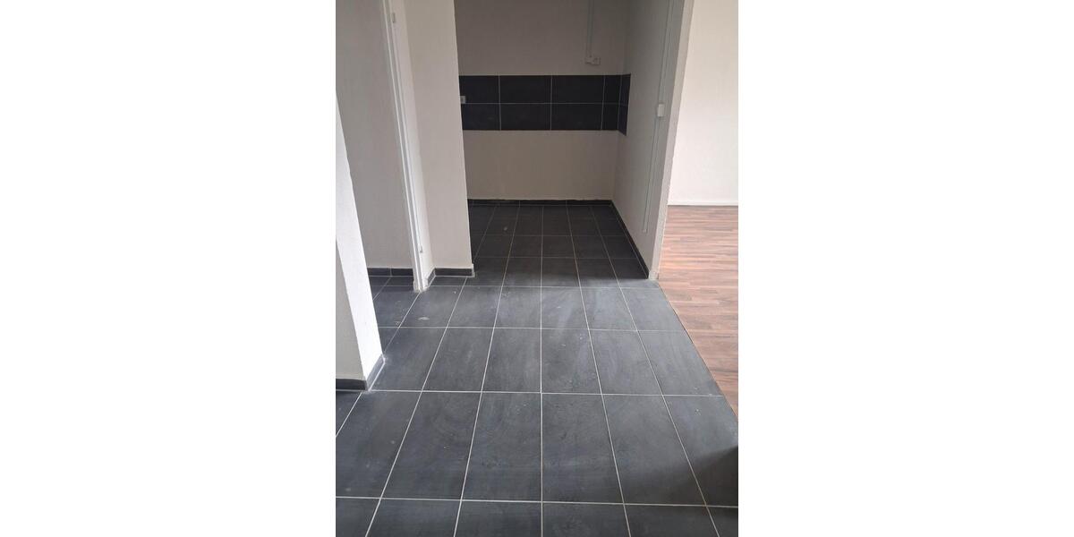 Etagenwohnung Schneeberg - 4 Zimmer, 70 m&sup2;, 455&euro; | Angebot:26168403