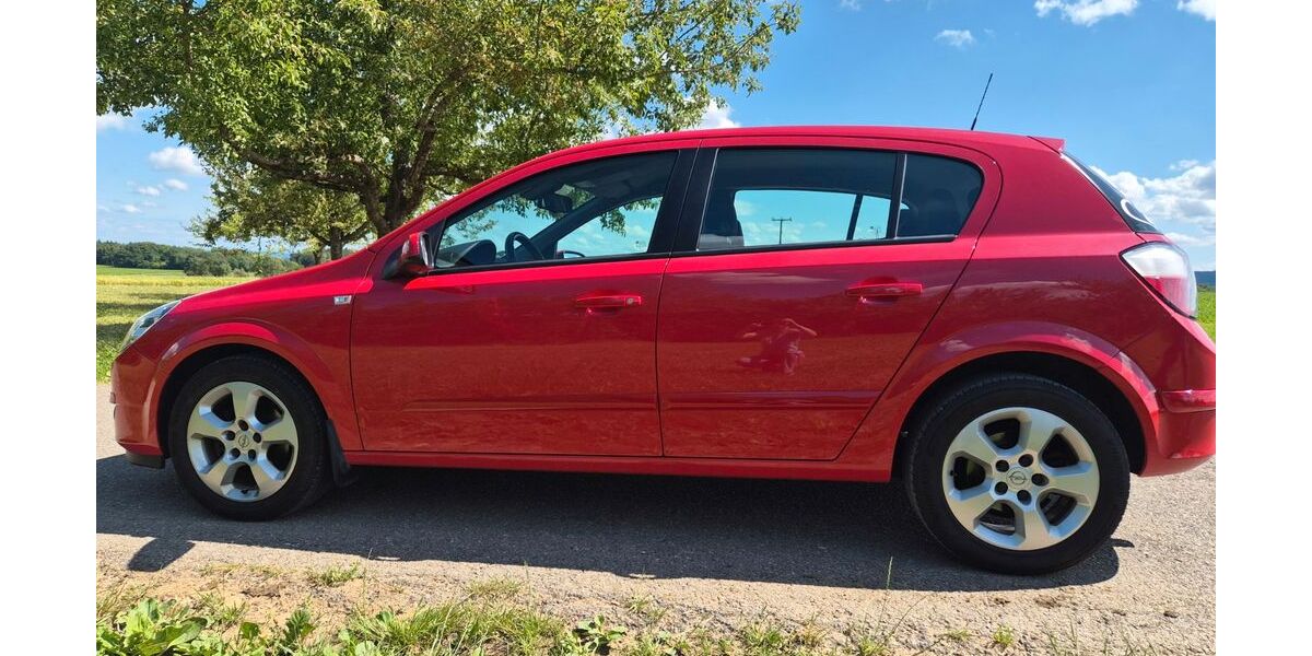 Opel Astra 187.000 km 2.880 &euro; Tengen 78250
