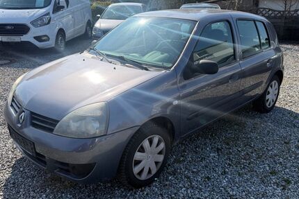 Renault Clio 200.000 km 999 &euro; Altdorf / Landshut 84032