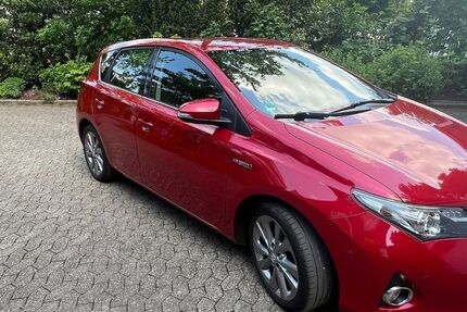 Toyota Auris 181.000 km 9.800 &euro; Ratingen 40882